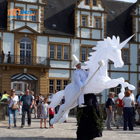 Costume gonflable de licorne de publicité de représentation de carnaval avec la représentation colorée de défilé de lumières pour des promotions
