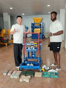 Karıştırma sistemi ile manuel mobil tuğla üreticisi | Çimento ve beton tuğlalar için hareketli yumurta döşeme blok makinesi - Product Image 6