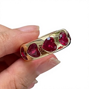 Bague en diamant exquise, bague en rubis taille cœur, or 14 carats, bijoux romantiques de mariage pour femmes - Product Image 1