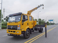 Grue montée sur camion polyvalente de 5 tonnes XC-MG Dongfeng 4x2 à double cabine