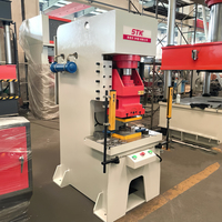 Presse hydraulique compacte de 40 tonnes - Utilisée pour le formage de tôles métalliques rondes à trous multiples par procédé de poinçonnage