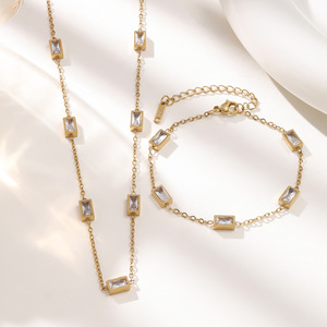 <span class=keywords><strong>Collier</strong></span> pendentif transfrontalier polyvalent, style Ins, avec serti géométrique, sportif, en acier inoxydable 304 électroplaqué, luxe léger - Product Image 4