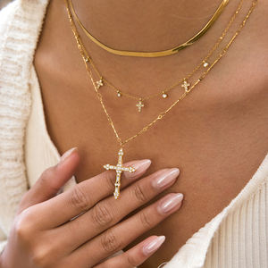 <span class=keywords><strong>Collar</strong></span> de Cruz de Oro delicado de J & D para mujer, colgante de diamantes de imitación de cristal blanco de acero inoxidable, joyería de fe elegante, regalo para ella - Product Image 2