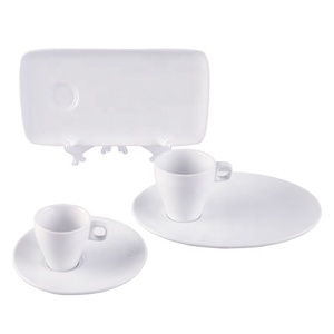 Juegos <span class=keywords><strong>de</strong></span> <span class=keywords><strong>platos</strong></span> y <span class=keywords><strong>tazas</strong></span> <span class=keywords><strong>de</strong></span> té <span class=keywords><strong>de</strong></span> cerámica blanca <span class=keywords><strong>para</strong></span> uso en restaurantes - Product Image 1