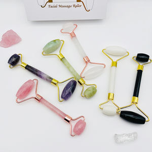 Rouleau de massage facial en jade, pierre de soin naturelle de qualité supérieure pour le soin de soi - Product Image 1