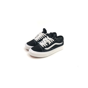 Llavero Decorativo 3D con Figura de Zapatos de Suela de Cristal de la <span class=keywords><strong>Serie</strong></span> 3DThree-dimensional Shoe Mold Van, Modelo Nude Aleatorio, Caja Sorpresa - Product Image 2