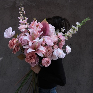 Centrotavola di Rose e Tulipani Artificiali in Seta <span class=keywords><strong>Rosa</strong></span> Realistica per Composizioni Floreali Matrimoniali all'Ingrosso - Product Image 3