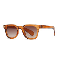 Lunettes de soleil carrées UV400 à monture intégrale dégradée, style rivet, tendance 2026, pour le street style européen et américain, idéales pour les influenceurs Instagram