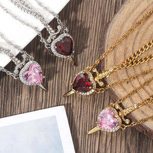 Kalung Pedang Perak Gotik Vintage dan Liontin Berlian Merah Bentuk Hati, Pedang Modis untuk Pasangan, Hadiah Hari Valentine - Product Image 4