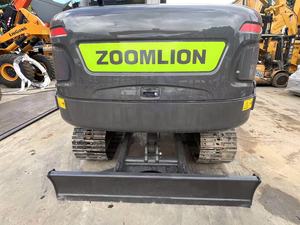 Excavadora pequeña de 6 toneladas de la marca china ZOOMLION, modelo ZE60GA, en venta. - Product Image 5