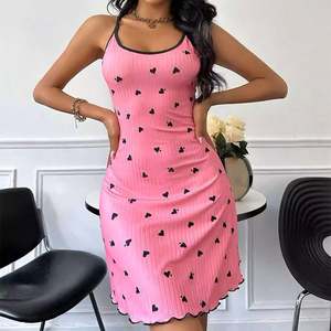 Robe de nuit côtelée pour filles Sfy-y1468 à imprimé cœur, pyjama rose mignon à imprimé, chemise de nuit dos nu, vêtements de nuit - Product Image 2