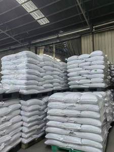 Granulés vierges LLDPE de qualité filmique en poudre pour applications de rotomoulage, d'extrusion et de film soufflé, qualité alimentaire - Product Image 6