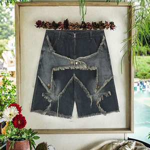Shorts en <span class=keywords><strong>jean</strong></span> mi-long pour homme, respirants, style vintage, en coton délavé, avec bords bruts et patchs, pour l'été - Product Image 2