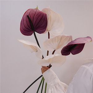 Fleurs artificielles d'Anthurium de <span class=keywords><strong>style</strong></span> moderne de haute qualité en PVC souple, faites à la main, réalistes et très réalistes pour la décoration de la maison et de mariage - Product Image 2