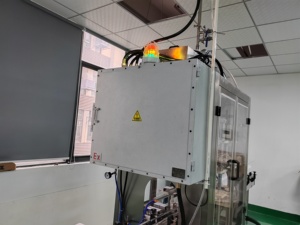 Macchina di Riempimento Automatica a 8 Ugelli Antideflagrante per <span class=keywords><strong>Candeggina</strong></span>, Pesticidi, Acidi e Liquidi Chimici Corrosivi - Product Image 3