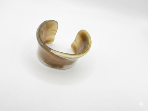 Brazalete de Cuerno Hecho a Mano, Brazalete Ajustable de Moda, Nuevo Diseño, Fabricante de Brazaletes de Cuerno de Vaca de Alta Calidad - Product Image 4