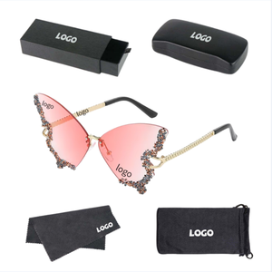 <span class=keywords><strong>Occhiali</strong></span> da Sole di Lusso Personalizzati per Donne, Design a Farfalla con Diamanti e Montatura in Metallo Dorato, <span class=keywords><strong>Occhiali</strong></span> da Sole alla Moda - Product Image 2