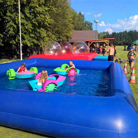 Piscine gonflable commerciale avec bateaux à pagaies pour enfants, équipement de jeu aquatique extérieur, piscine gonflable pour la location