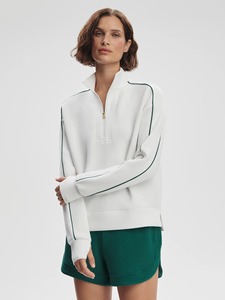 ชุดเล่นกอล์ฟแขนยาวแบบมีซิปด้านหน้าสำหรับผู้หญิงชุดเล่นกอล์ฟผ้านุ่มเอวสูงแบบปรับแต่งได้ - Product Image 3