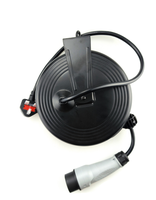 Hochbelastbare Einziehbare Kabelrolle Stromkabel DYH-2108 4m 10A C9-Stecker UK-Standard Automatische Verriegelung 30.000 Mal Lebensdauer