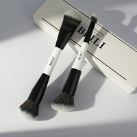 Pinceau de maquillage portable double à poils synthétiques, plat et coudé, pour fond de teint, lot de 2 avec emballage en boîte