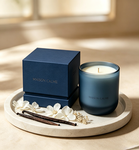 Boîte cadeau rigide de luxe personnalisée pour bougie, avec logo estampé à chaud, en carton ivoire, fermeture magnétique, et insert en éponge pour l'emballage de pots de bougies - Product Image 5