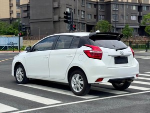 Sedán Usado Chino de Bajo Consumo y Precio Económico, <span class=keywords><strong>Toyota</strong></span> Vitz <span class=keywords><strong>Yaris</strong></span> L 2019, 1.5L Automático, Volante a la Izquierda, 5 Plazas, Ideal para Uso Familiar - Product Image 4