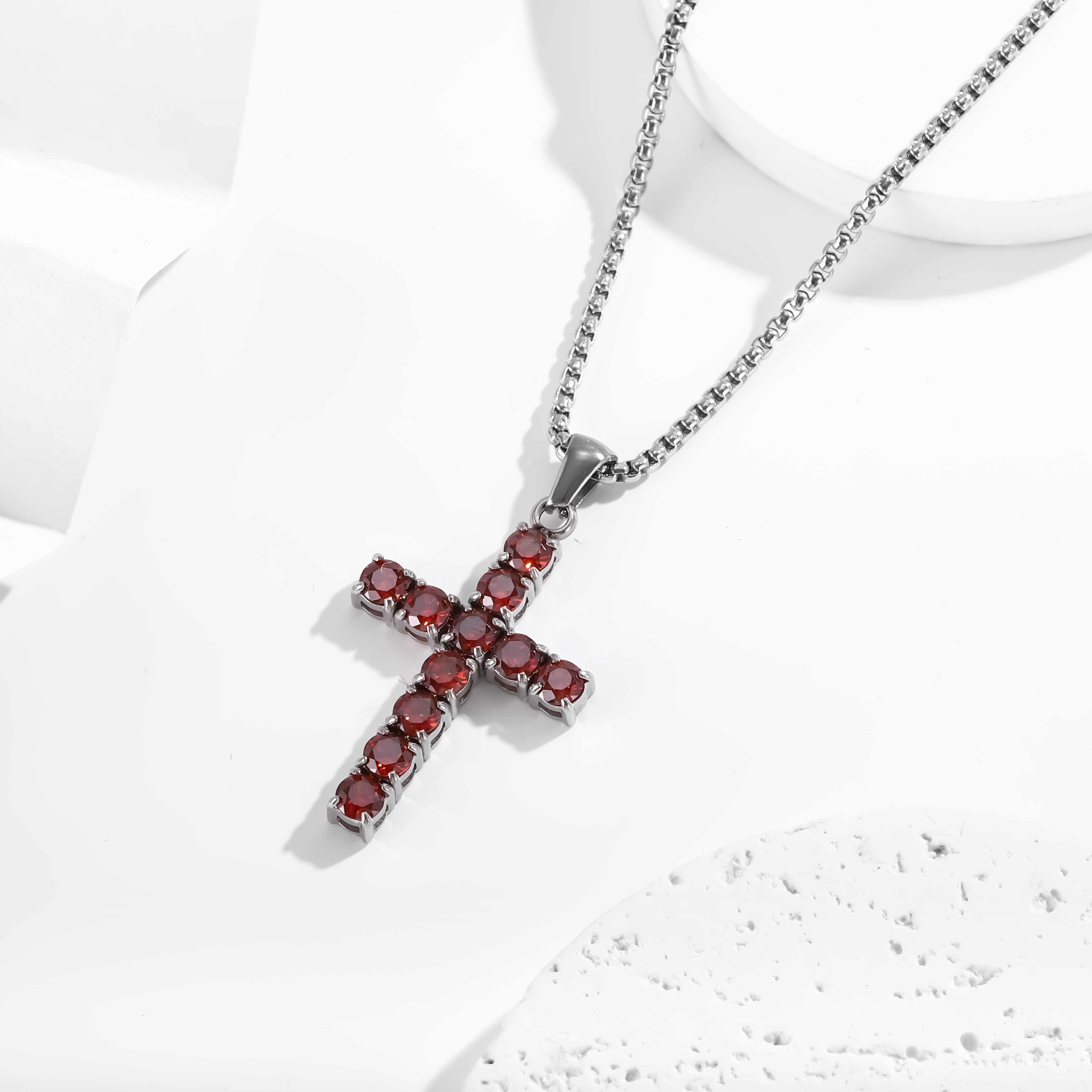 N0171-4 4.0mm Round  Red CZ