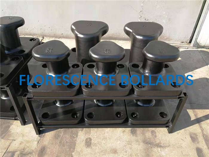 Cast Iron Marine Mooring Bollard Tee Head Type ISO Standard