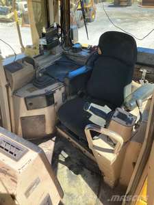 รถเกลี่ยดินใช้ D6H CaterpillarD6D D7R รถ D8R D6R ใช้แล้วรถเกลี่ยดินแมว D6H D6 D7H รถปราบดิน - Product Image 4