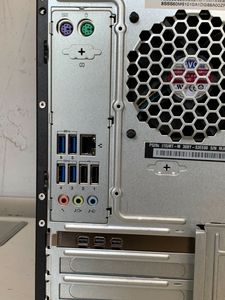 เวิร์กสเตชันระดับมาตรฐานในราคาประหยัด ThinkStation P520c Tower Workstation พร้อมโปรเซสเซอร์ W-2223 แรม 8GB พื้นที่จัดเก็บ 1TB - Product Image 4