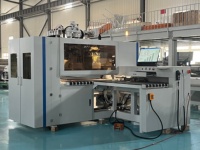 Machine de perçage de panneaux multi-broches à six faces CNC haute vitesse et haute productivité pour meubles, armoires et placards