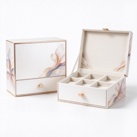 Boîtes en papier rigides magnétiques personnalisées pour cosmétiques, boîte cadeau rectangulaire de luxe pour soins de la peau avec insert intérieur en mousse EVA