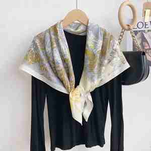 Pañuelo de Seda de Terciopelo Cuadrado de 90x90cm con Estampado de Diseño Nuevo y Moderno, 100% Poliéster, para Mujer, YHK0015 - Product Image 6