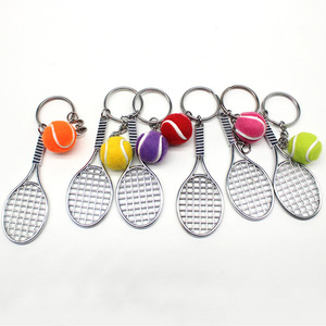 Wholesale Popular Mini Tennis Racket Keychains, Car Key Bags Pendants, Sports Commemorative Small Gifts Keychains