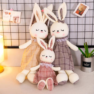 Peluche de Conejito de Peluche Suave, Diseño Personalizable OEM ODM, Lindo y Kawaii, para Regalos de Pascua - Product Image 1