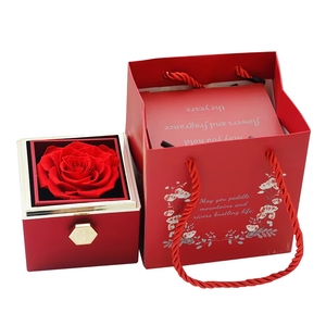 Scatola in Acrilico per Collana e Anello con Rose Vere per Regalo di San Valentino, Rosa Eterna Romantica Preservata, Gioiello 2025 - Product Image 3