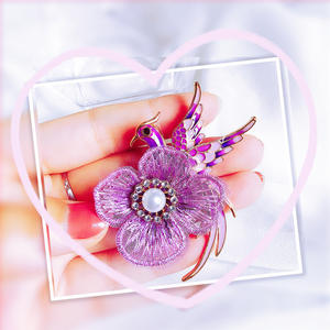 Bros Pin Pria Klasik Grosir Bertabur Batu Rhinestone 3D Motif Bunga Burung - Product Image 4