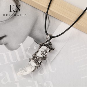 Collier en cristal en forme <span class=keywords><strong>de</strong></span> dent <span class=keywords><strong>de</strong></span> <span class=keywords><strong>loup</strong></span> Bijoux naturels en argent Pendentif améthyste enveloppé <span class=keywords><strong>de</strong></span> dragon Cadeau Pierre hexagonale <span class=keywords><strong>de</strong></span> guérison - Product Image 3