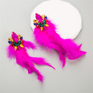 Personalizar venta al por mayor a granel Vintage hecho a mano bohemio largo borla pluma Real gota colgante <span class=keywords><strong>aro</strong></span> fino pendiente de moda para mujer - Product Image 1