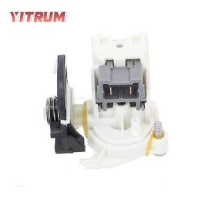 Actionneur de verrouillage centralisé de hayon Renault 8200060917 8200102583 pour véhicules Renault - Product Image 1