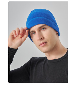 YX Winter Warme Outdoor Einfarbige Schlichte Anpassbare Bestickte Logo Fleece Winddichte Sport-Mütze <span class=keywords><strong>Skull</strong></span> Radfahrer-Kappe - Product Image 4