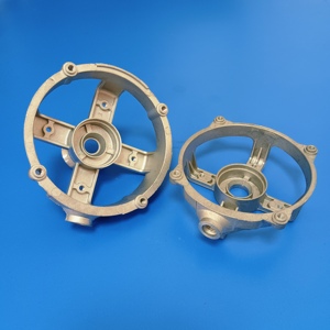 Soporte de Motor de Aleación A380 con Orificios de Montaje Perforados, Piezas de Fundición a Presión de Aluminio Redondas Personalizadas OEM para Equipos Eléctricos - Product Image 3