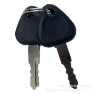 ฝาปิดถังน้ำมันโลหะผสมสังกะสีสีเหลืองสำหรับรถบรรทุกวอลโว่ แคตเตอร์พิลลาร์ ฮิตาชิ ดูซาน ซานี - Product Image 5