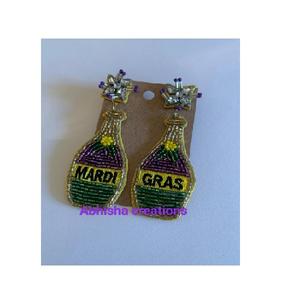 Boucles d'oreilles pendantes uniques faites à la main avec des perles, bijoux artisanaux en perles de rocaille pour femmes, accessoires légers de style bohème chic - Product Image 2