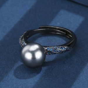 Bague en cuivre plaqué or noir de haute qualité, écologique, anti-ternissement, avec perle de coquillage noire de 10 mm pour femme - Vente en gros usine - Product Image 3