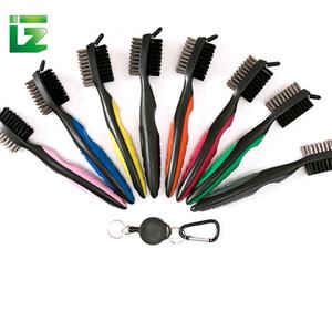 Limpiador de zanjas multifuncional de doble cara para palos de golf, cepillo de limpieza para palos de golf con clip de tirolesa retráctil, venta al por mayor - Product Image 1