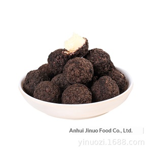 อิโนซ์ ป๊อปปิ้ง คุกกี้ ลูกบอลเล็ก รสสตรอว์เบอร์รี ไส้ไวท์ช็อกโกแลต ขนมบอลเน็ตแบล็ค โรงงานขนมขายส่ง - Product Image 5