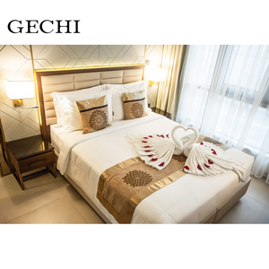 Muebles de habitación de hotel de lujo de <span class=keywords><strong>cinco</strong></span> estrellas Cama doble Dormitorio moderno de madera maciza o estilo de panel de apartamento - Product Image 5