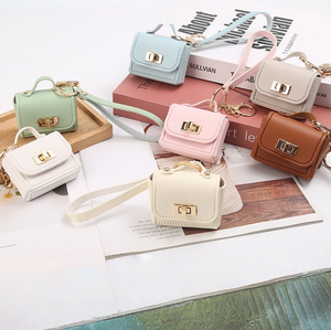 Porte-clés Zéro Wallet : Pendentif Créatif Polyvalent, Petit Portefeuille Portable, Rangement pour Écouteurs, Mini Sac en PU - Product Image 1